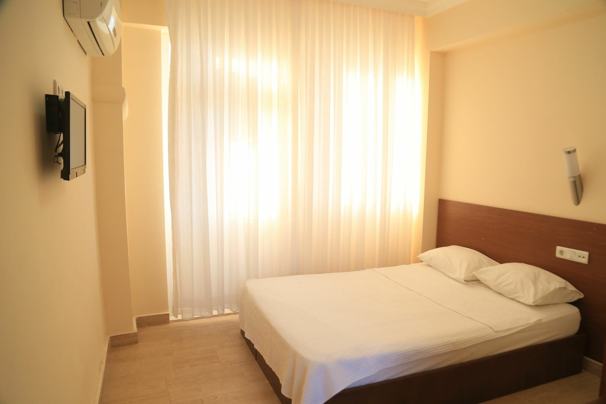 Las Palmeras Hotel Çamyuva Dış mekan fotoğraf